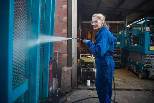 Best Pressure Washing Near Me  in Dickinson, ND