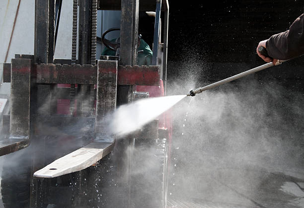 Best Affordable Pressure Washing  in Dickinson, ND
