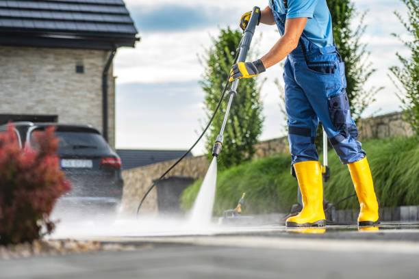 Why Choose Our Certified Pressure Washing Experts for Your Project Needs in Dickinson, ND?